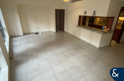 Apartment - 1 Bedroom - 2 Bathrooms for sale in South Ridge 4 - South Ridge - Downtown Dubai - Dubai