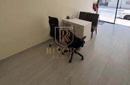 Shop - Studio - 1 Bathroom for rent in Al Karama - Dubai Shop - Studio - 1 Bathroom for rent in Al Karama - Dubai