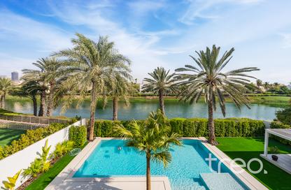 Villa - 4 Bedrooms - 5 Bathrooms for sale in Meadows 7 - Meadows - Dubai