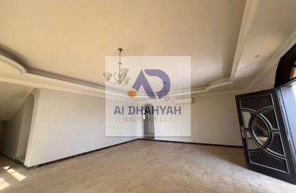Villa - 4 Bedrooms - 6 Bathrooms for rent in Al Garayen - Sharjah