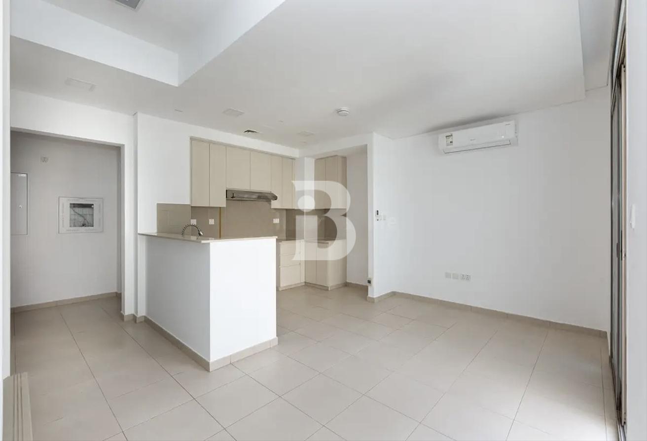 Family Community | Spacious | Well Maintained photo 2