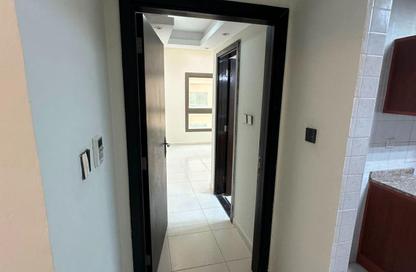 Apartment - 1 Bedroom - 2 Bathrooms for rent in Paradise Lakes Tower B6 - Paradise Lakes Towers - Emirates City - Ajman Apartment - 1 Bedroom - 2 Bathrooms for rent in Paradise Lakes Tower B6 - Paradise Lakes Towers - Emirates City - Ajman