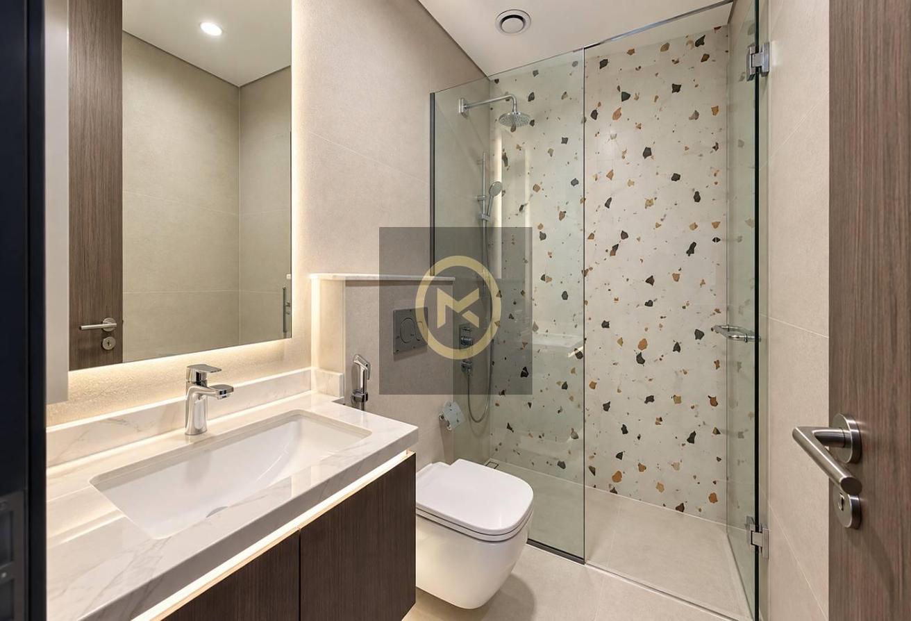 Fully Furnished 1BR | Society House, Downtown photo 8