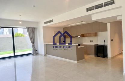 Townhouse - 3 Bedrooms - 5 Bathrooms for sale in Falcon Island North - Falcon Island - Al Hamra Village - Ras Al Khaimah