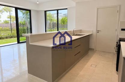 Townhouse - 3 Bedrooms - 5 Bathrooms for sale in Falcon Island North - Falcon Island - Al Hamra Village - Ras Al Khaimah