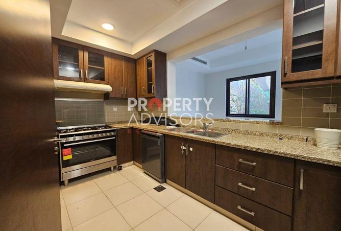 82372544 - Property Image 3