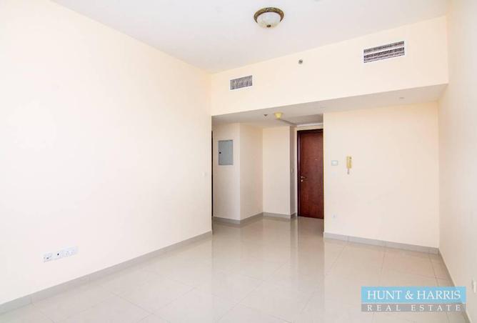 73050683 - Property Image 3