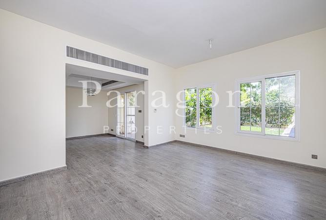 132528003 - Property Image 2