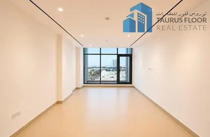Apartment - 3 Bedrooms - 5 Bathrooms for rent in Q2 Building - Al Qusais Residential Area - Al Qusais - Dubai Apartment - 3 Bedrooms - 5 Bathrooms for rent in Q2 Building - Al Qusais Residential Area - Al Qusais - Dubai