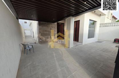 Villa - 5 Bedrooms - 7 Bathrooms for sale in Al Mowaihat 2 - Al Mowaihat - Ajman