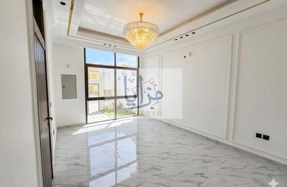 Villa - 5 Bedrooms - 6 Bathrooms for sale in Al Yasmeen 1 - Al Yasmeen - Ajman