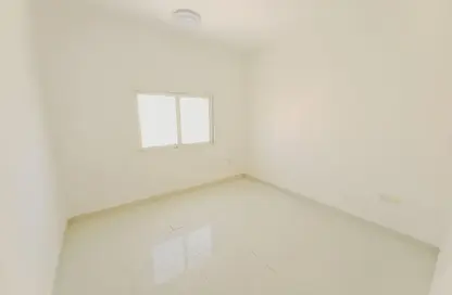 Apartment - 1 Bedroom - 1 Bathroom for rent in Fire Station Road - Muwaileh - Sharjah