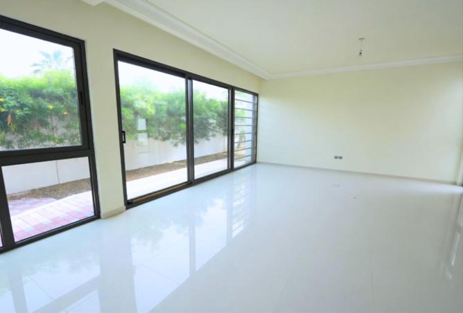 85737349 - Property Main Image