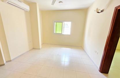 Apartment - 2 - 2 for rent in Fire Station Road - Muwaileh - Sharjah