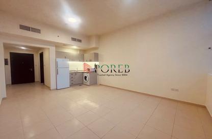 Apartment - Studio - 1 for rent in Silicon Gates 4 - Silicon Gates - Dubai Silicon Oasis - Dubai