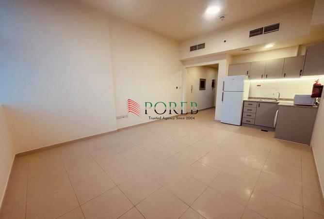 Studio | Brand New Renovated | Semi Furnished photo 3