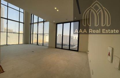Villa - 5 Bedrooms - 7 Bathrooms for rent in Al Warsan 4 - Al Warsan - Dubai