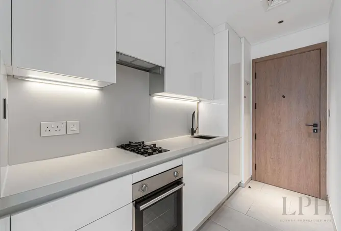 160117001 - Property Image 3