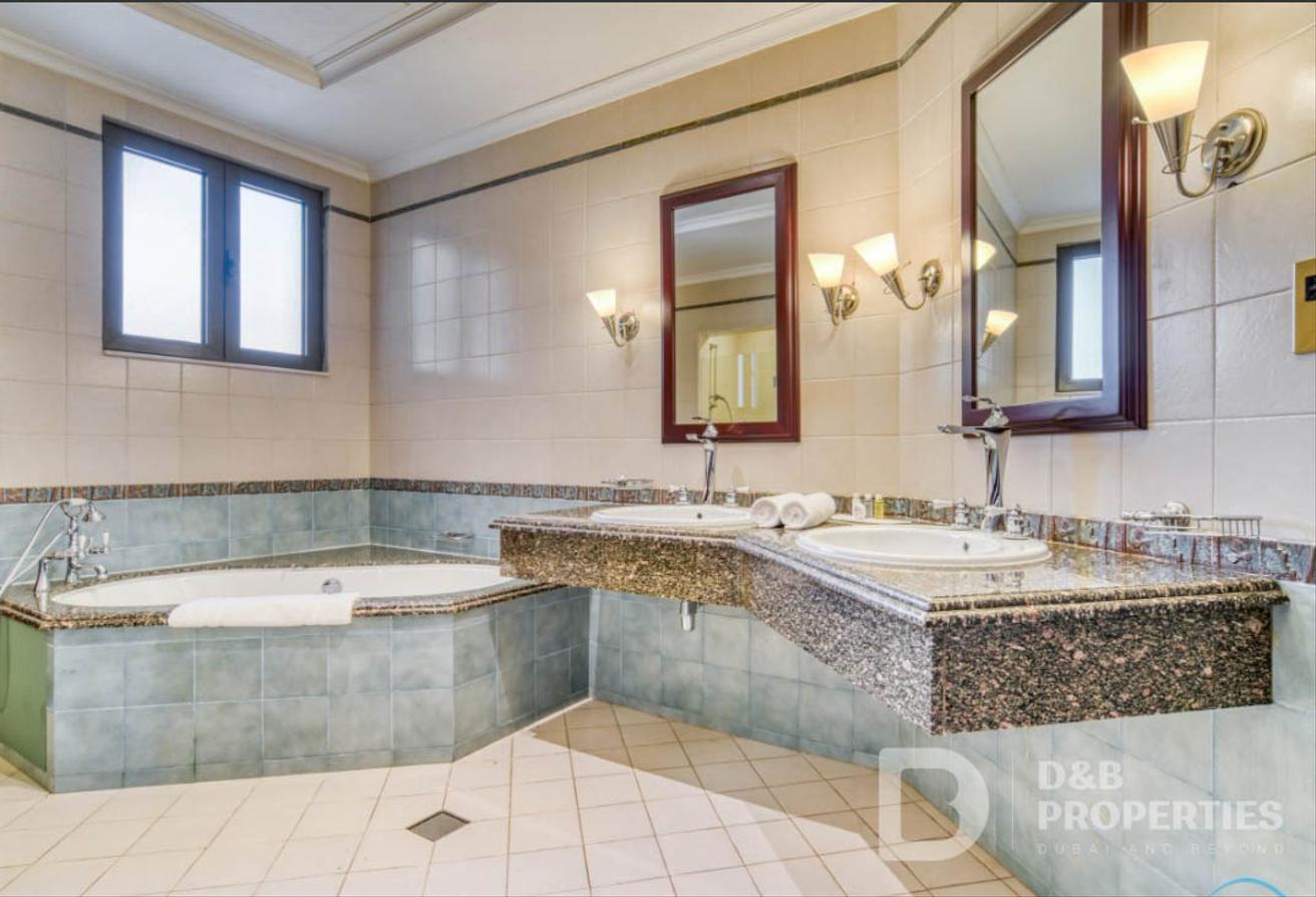 Stunning Waterfront Villa | Palm Jumeirah Rental photo 22
