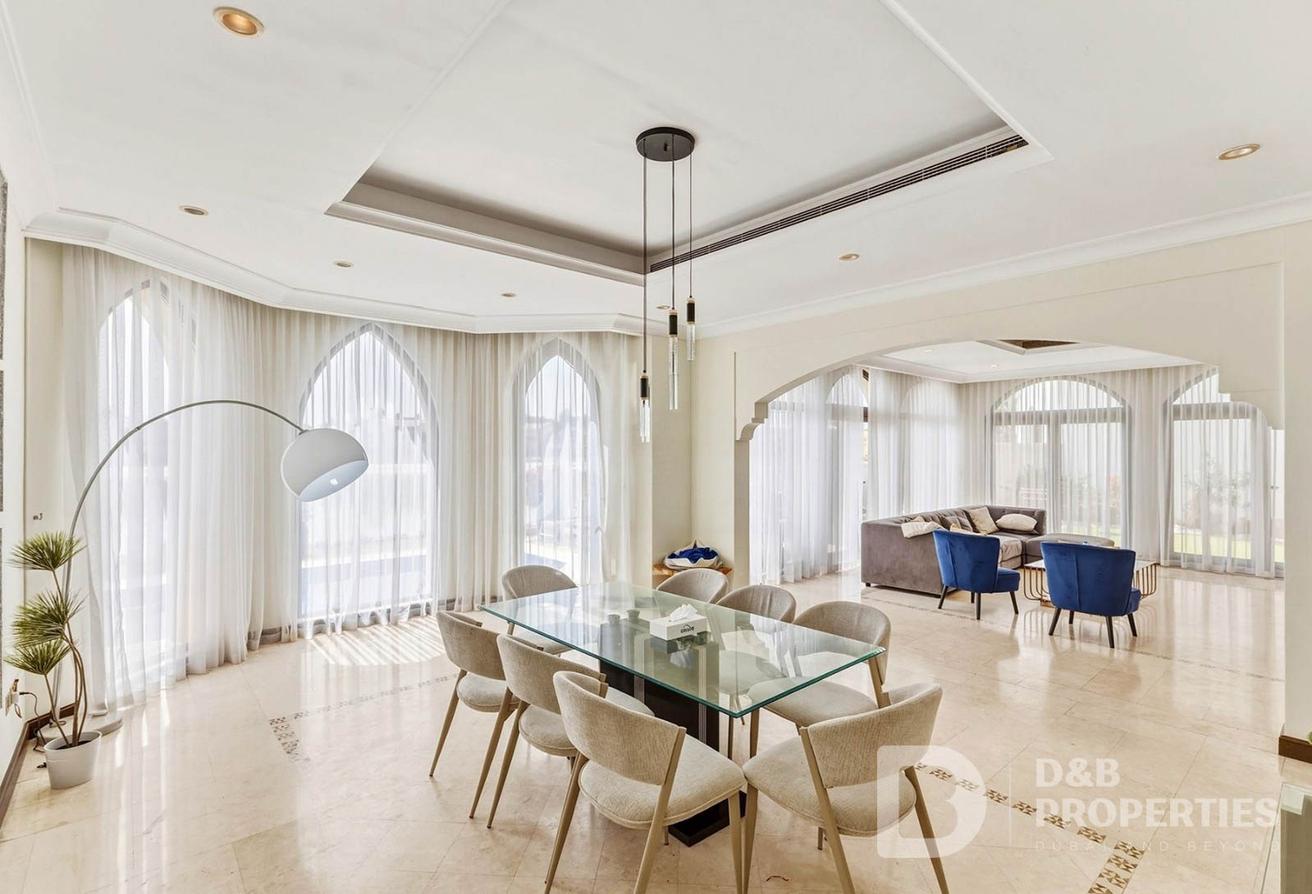 Stunning Waterfront Villa | Palm Jumeirah Rental photo 5