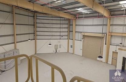 Warehouse - Studio - 1 for rent in Jebel Ali Industrial 1 - Jebel Ali Industrial - Jebel Ali - Dubai