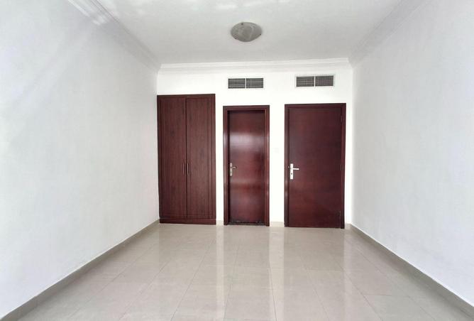 80251610 - Property Image 3