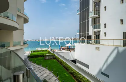 شقة - غرفة نوم - 1 حمام للبيع في رويال باي - نخلة جميرا - دبي