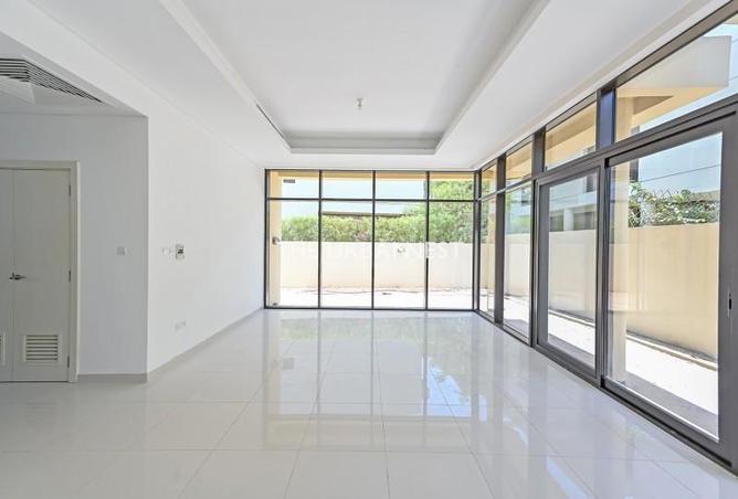 104249185 - Property Image 3