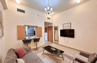 Apartment - 2 Bedrooms - 3 Bathrooms for rent in Julphar Residential Tower - Julphar Towers - Al Nakheel - Ras Al Khaimah