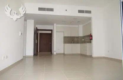 Apartment - 1 Bedroom - 1 Bathroom for rent in Hayat Boulevard 1A - Hayat Boulevard 1 - Hayat Boulevard - Town Square - Dubai