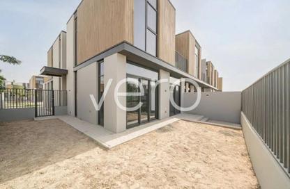 Villa - 4 Bedrooms - 5 Bathrooms for sale in Mudon Al Ranim 8 - Mudon - Dubai