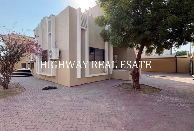145998285 - Property Image 3