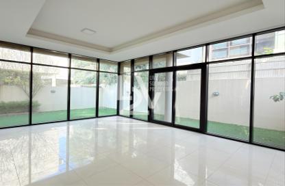 Townhouse - 3 Bedrooms - 4 Bathrooms for rent in Richmond - DAMAC Hills - Dubai