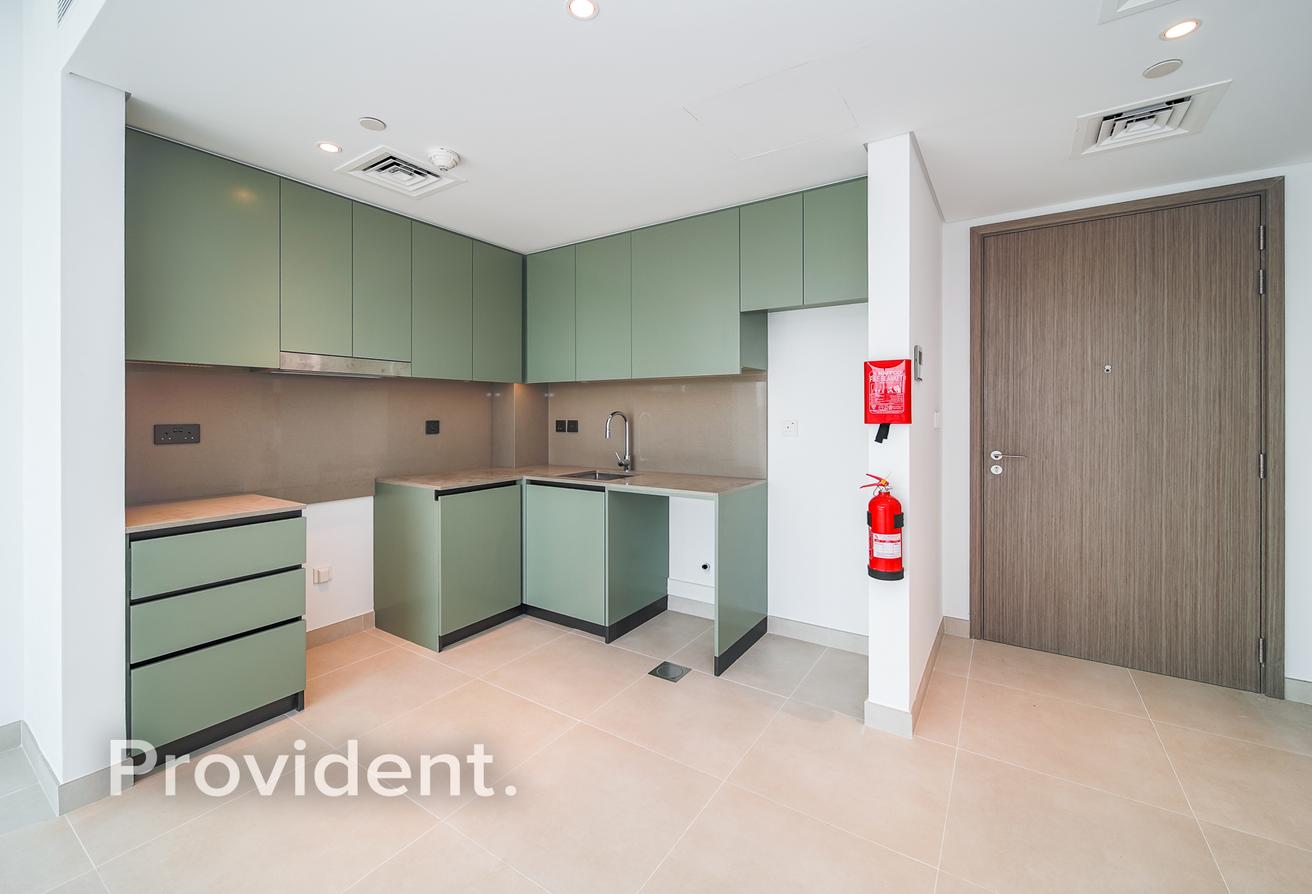 Exclusive | Brand New | Corner Unit | Mid Floor photo 9
