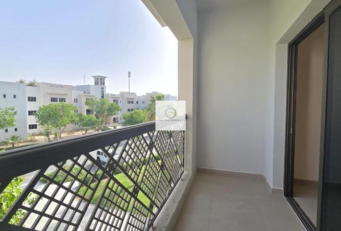 98271008 - Property Main Image