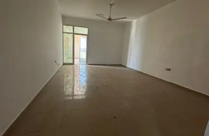 Apartment - 1 Bedroom - 2 Bathrooms for rent in Al Rashidiya Towers - Al Rashidiya - Ajman Downtown - Ajman