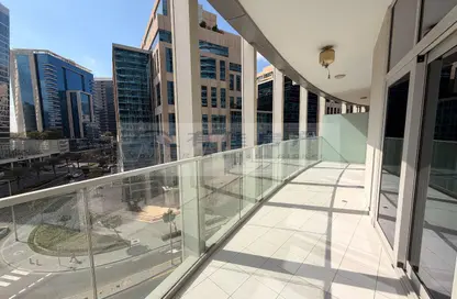 شقة - غرفة نوم - 2 حمامات للايجار في داماك ماجستين - الخليج التجاري - دبي