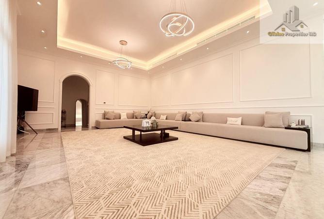 56979517 - Property Image 2