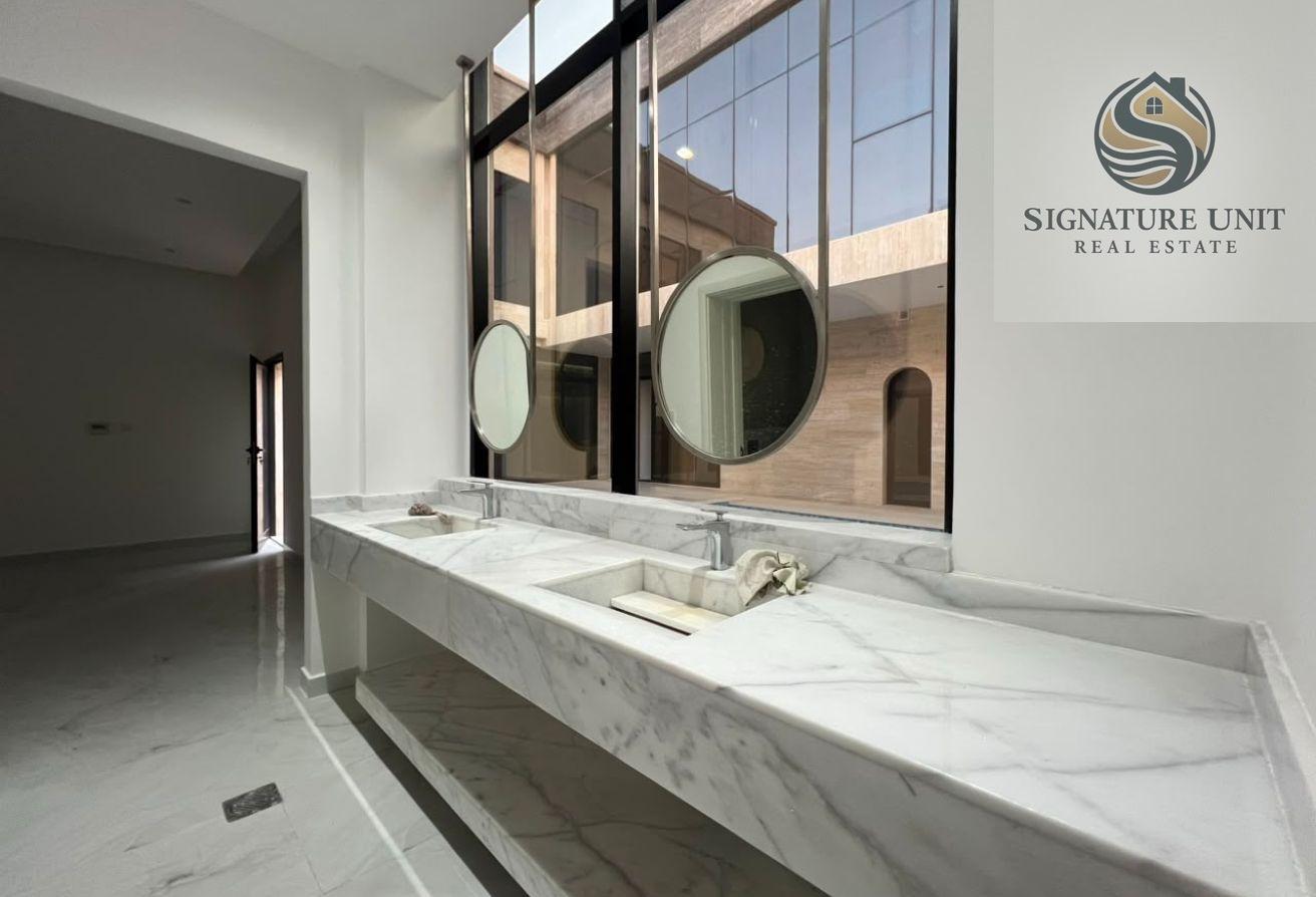 Spacious 5BR Villa | Poo l Gym | Dual Majlis photo 14