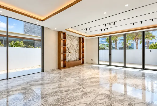 160083130 - Property Image 2
