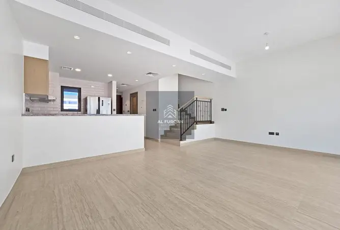 103687852 - Property Image 3