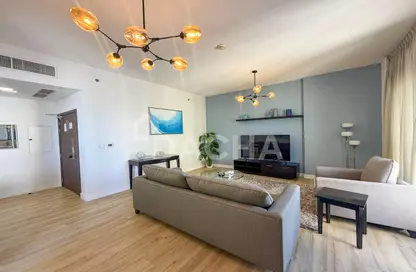 Apartment - 2 Bedrooms - 3 Bathrooms for sale in Shams 1 - Shams - Jumeirah Beach Residence - Dubai