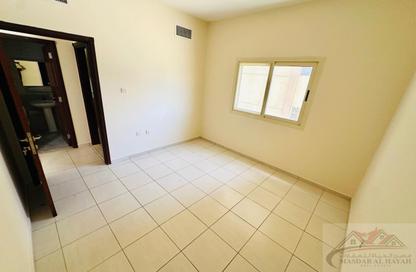 Apartment - 1 Bedroom - 2 Bathrooms for rent in Muwailih Building - Muwaileh - Sharjah