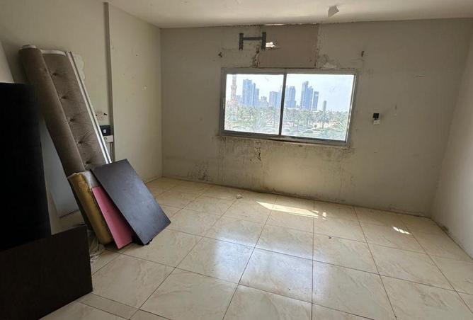 84487039 - Property Main Image