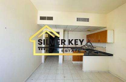 Apartment - Studio - 1 Bathroom for rent in Al Butina 9 Building - Al Butina - Sharjah