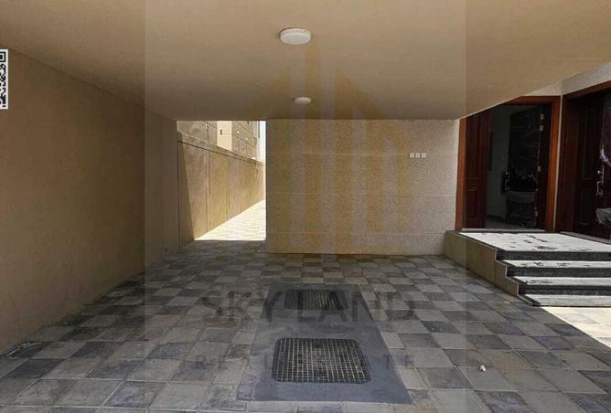 97733663 - Property Image 2