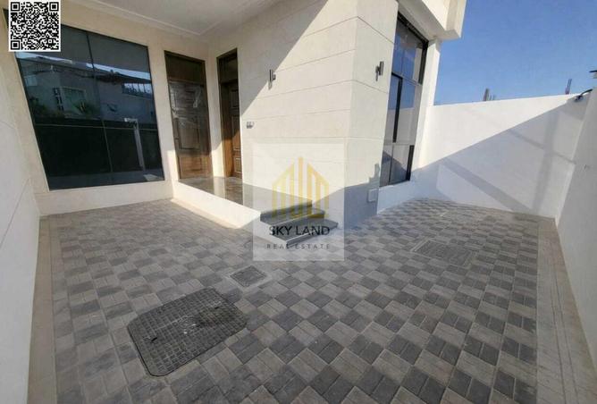 76965154 - Property Image 3