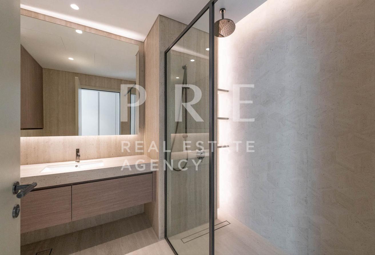 Coastal Sophistication | Four-Bedroom Waterfront Residence | Palm Jumeirah photo 6