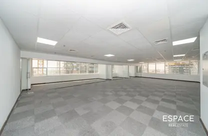 Office Space - Studio - 1 Bathroom for rent in Mazaya Business Avenue AA1 - Mazaya Business Avenue - Jumeirah Lake Towers - Dubai