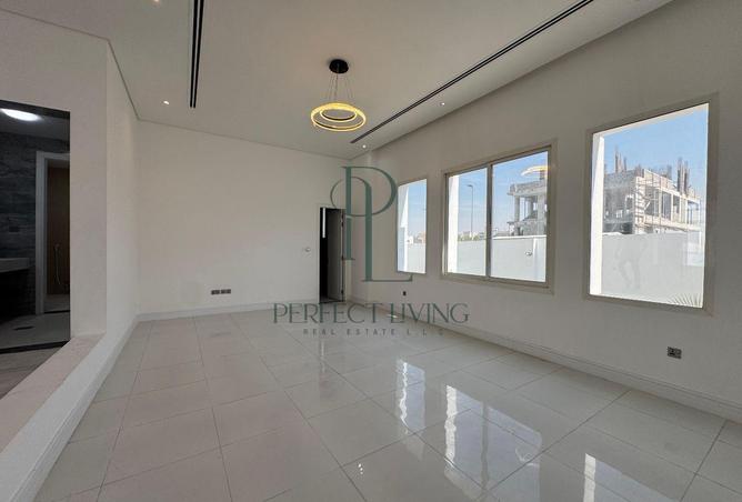 80273984 - Property Image 3